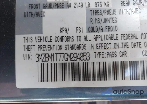 2016 Mazda Mazda3 I Sport из США, поврежденный, VIN 3MZBM1T77GM294853